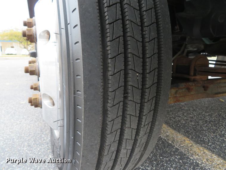 image for item DH1651 2006 Chevrolet C4500 flatbed truck