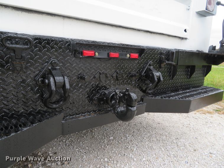 image for item DH1652 2002 Freightliner FL70 service truck