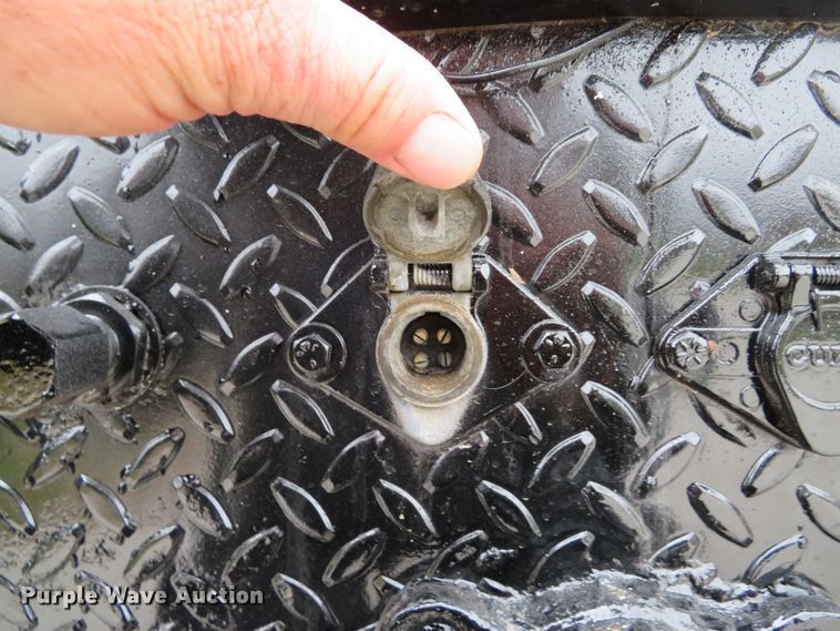 image for item DH1652 2002 Freightliner FL70 service truck