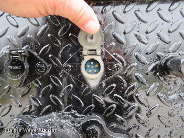 image for item DH1652 2002 Freightliner FL70 service truck