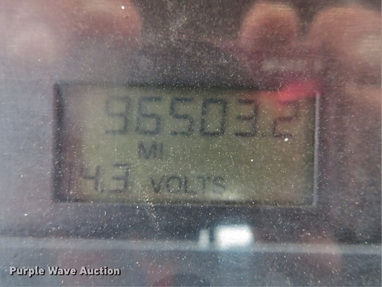 image for item DH1652 2002 Freightliner FL70 service truck