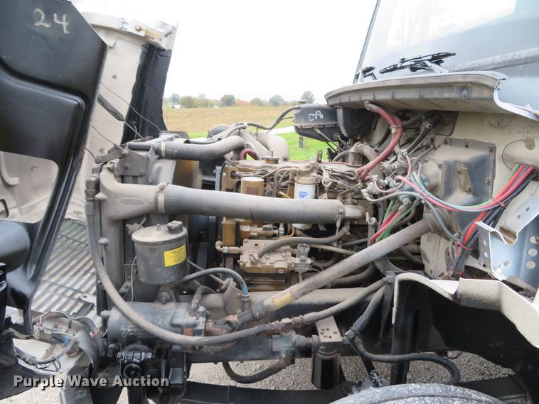 image for item DH1652 2002 Freightliner FL70 service truck