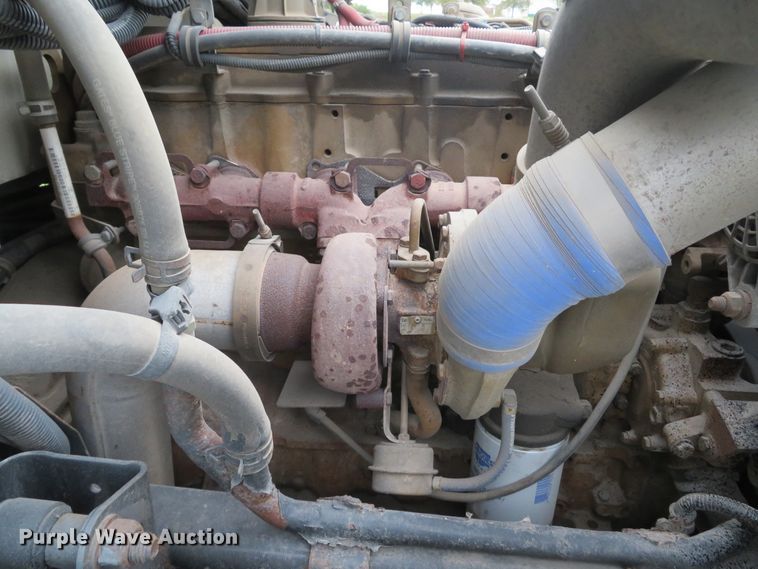 image for item DH1652 2002 Freightliner FL70 service truck