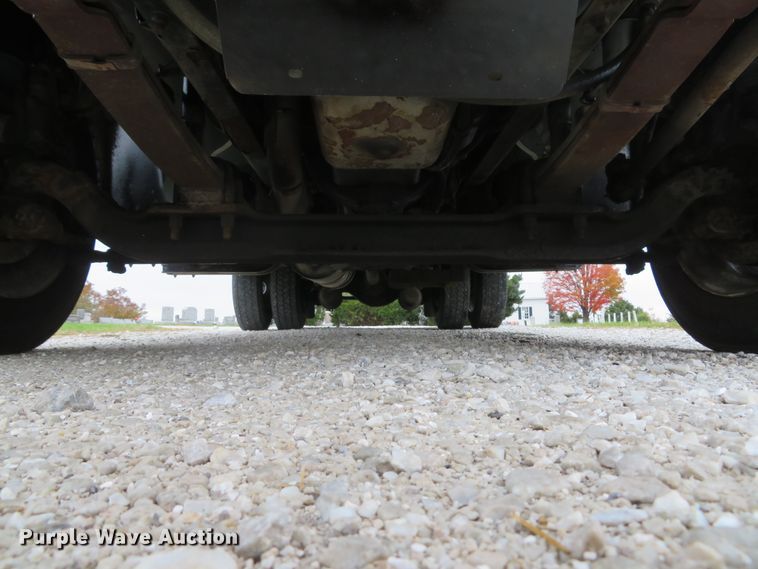 image for item DH1652 2002 Freightliner FL70 service truck