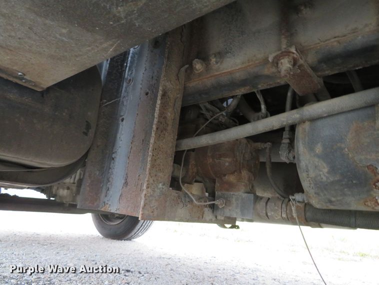 image for item DH1652 2002 Freightliner FL70 service truck