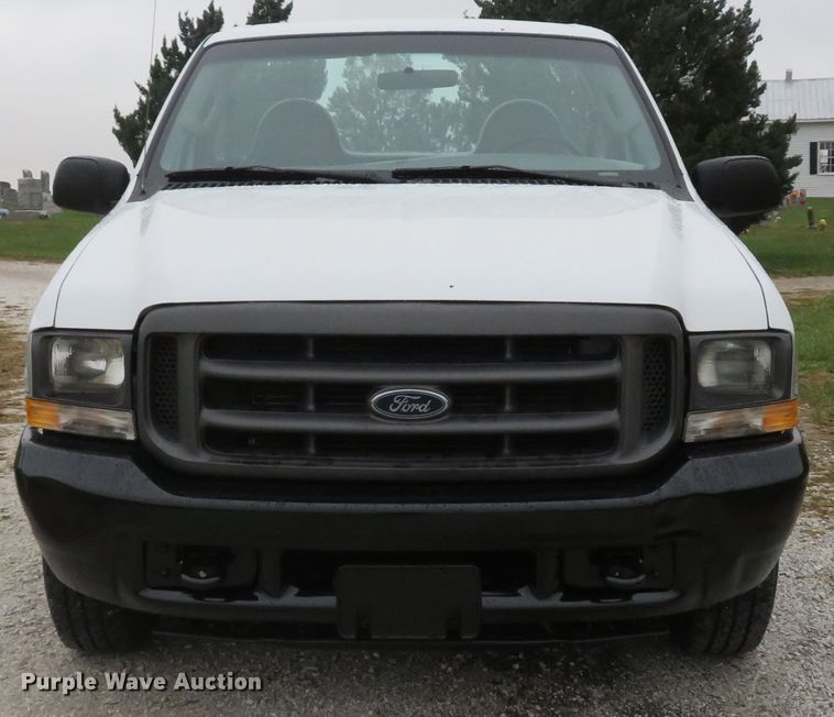 image for item DH1653 2004 Ford F250 Super Duty XL pickup truck