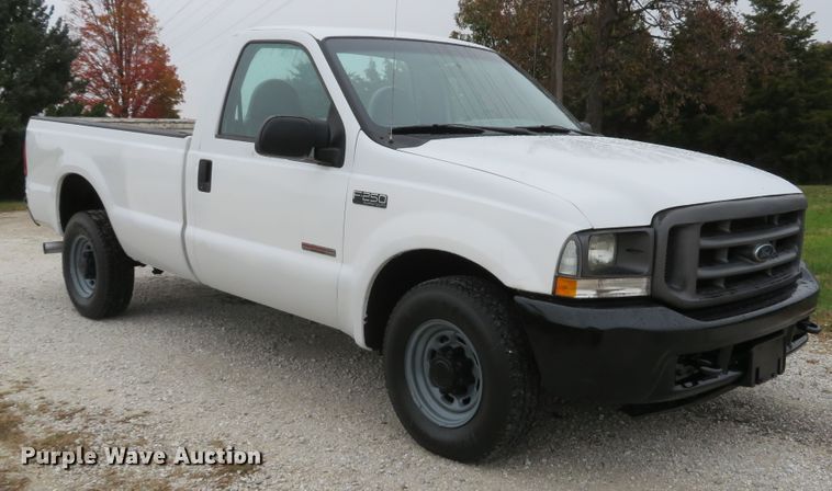 image for item DH1653 2004 Ford F250 Super Duty XL pickup truck