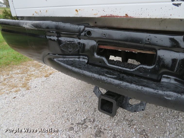 image for item DH1653 2004 Ford F250 Super Duty XL pickup truck