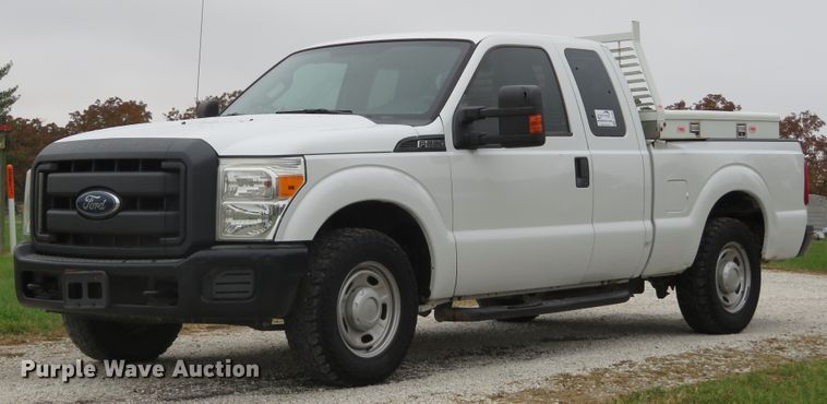 image for item DH1654 2013 Ford F250 Super Duty XL SuperCab pickup truck