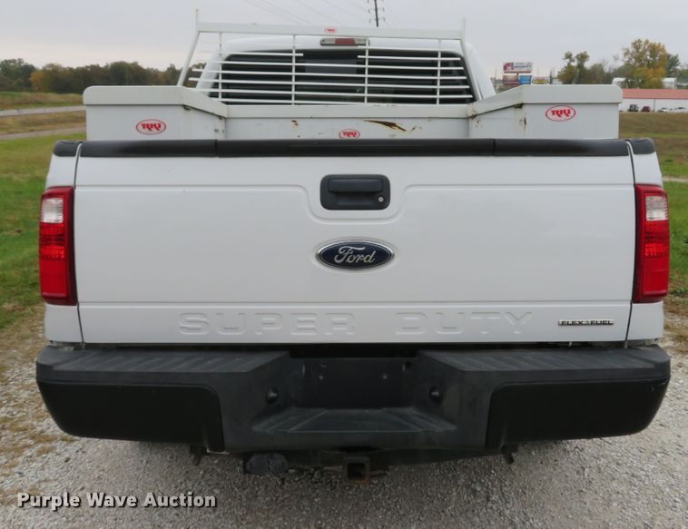 image for item DH1654 2013 Ford F250 Super Duty XL SuperCab pickup truck