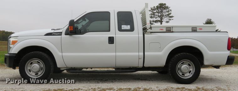 image for item DH1654 2013 Ford F250 Super Duty XL SuperCab pickup truck