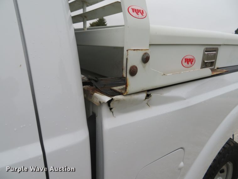 image for item DH1654 2013 Ford F250 Super Duty XL SuperCab pickup truck