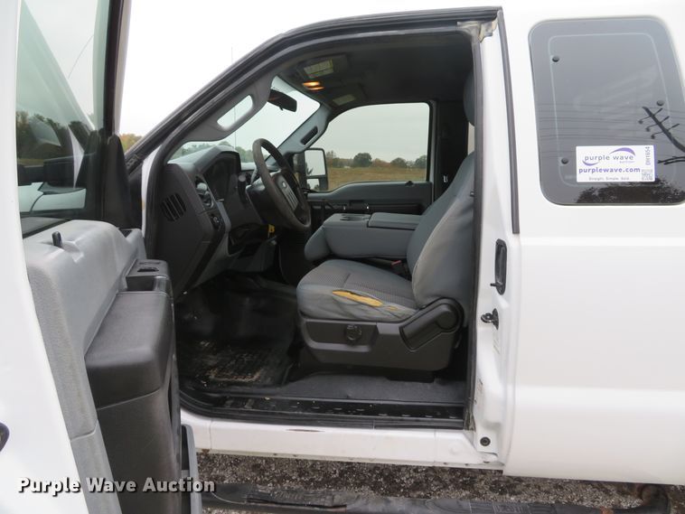 image for item DH1654 2013 Ford F250 Super Duty XL SuperCab pickup truck