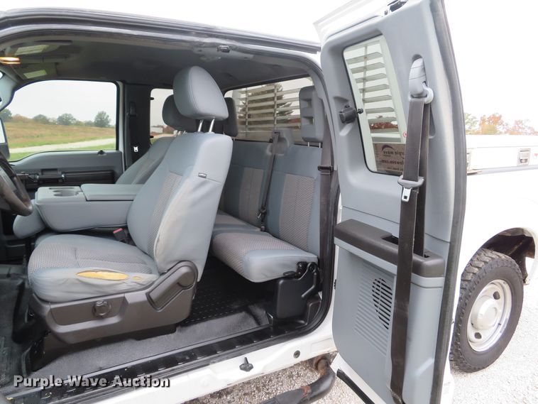 image for item DH1654 2013 Ford F250 Super Duty XL SuperCab pickup truck