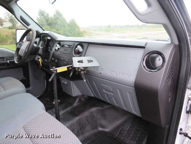 image for item DH1654 2013 Ford F250 Super Duty XL SuperCab pickup truck