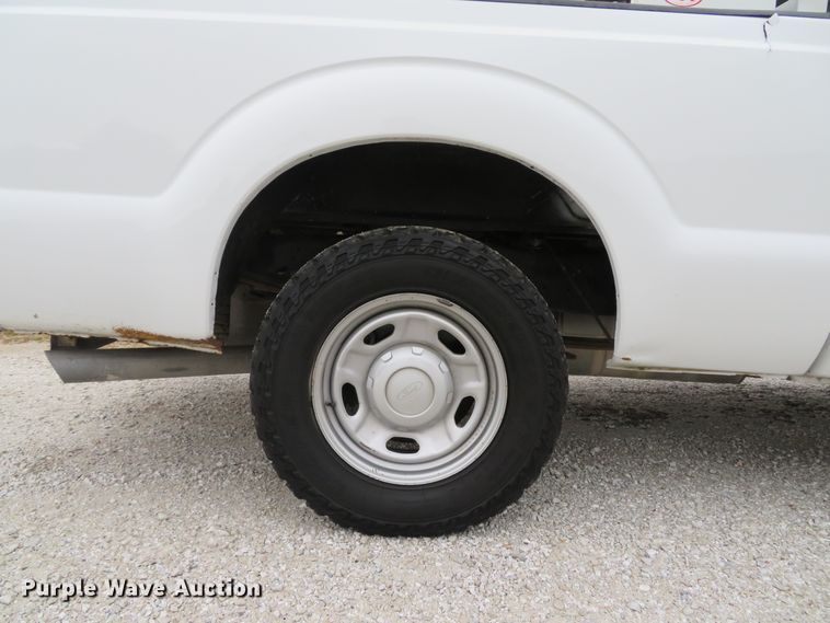 image for item DH1654 2013 Ford F250 Super Duty XL SuperCab pickup truck