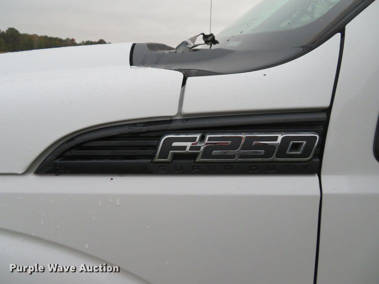 image for item DH1654 2013 Ford F250 Super Duty XL SuperCab pickup truck