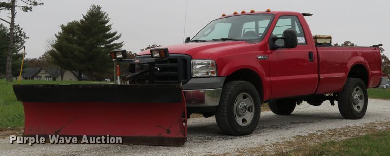 image for item DH1656 2006 Ford F350 Super Duty XL pickup truck