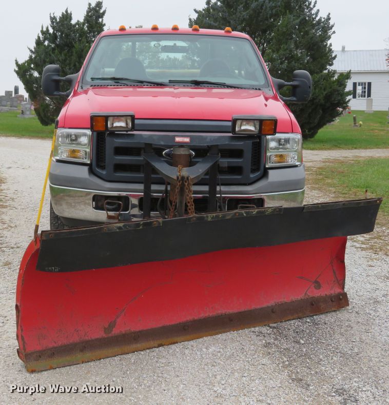 image for item DH1656 2006 Ford F350 Super Duty XL pickup truck