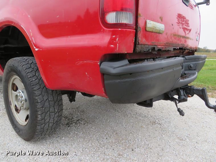 image for item DH1656 2006 Ford F350 Super Duty XL pickup truck