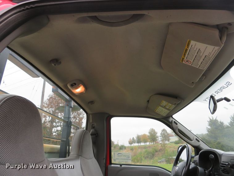 image for item DH1656 2006 Ford F350 Super Duty XL pickup truck