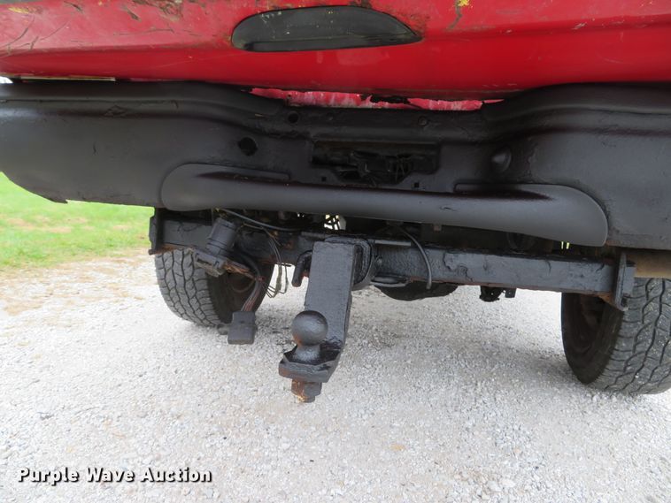 image for item DH1656 2006 Ford F350 Super Duty XL pickup truck