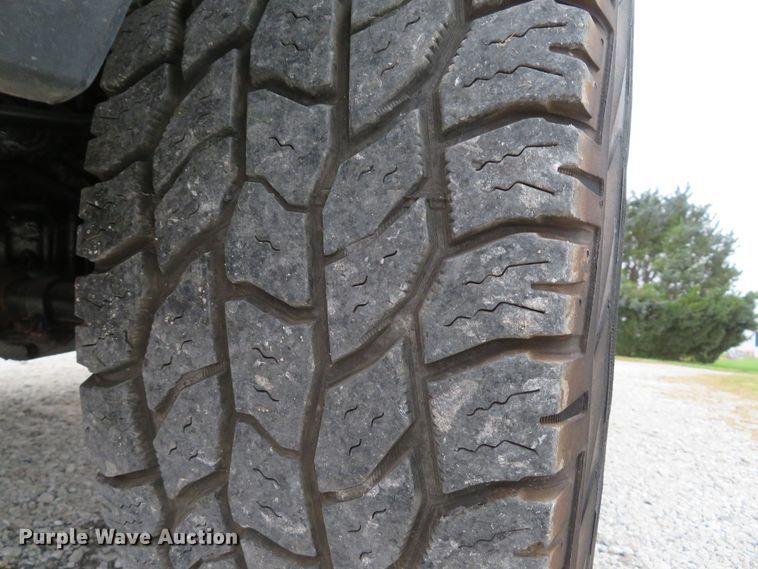 image for item DH1656 2006 Ford F350 Super Duty XL pickup truck