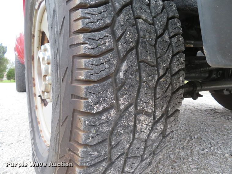 image for item DH1656 2006 Ford F350 Super Duty XL pickup truck