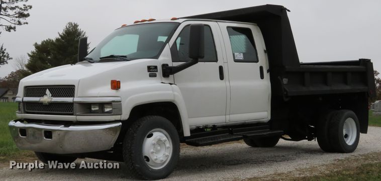 image for item DH1658 2005 Chevrolet C4500 Crew Cab dump truck