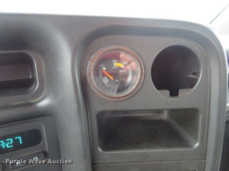 image for item DH1658 2005 Chevrolet C4500 Crew Cab dump truck