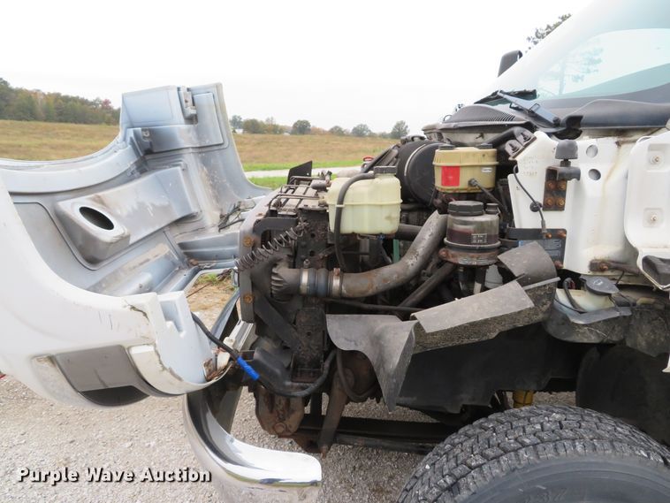 image for item DH1658 2005 Chevrolet C4500 Crew Cab dump truck