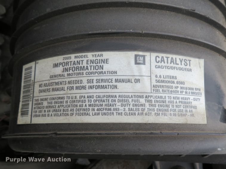 image for item DH1658 2005 Chevrolet C4500 Crew Cab dump truck