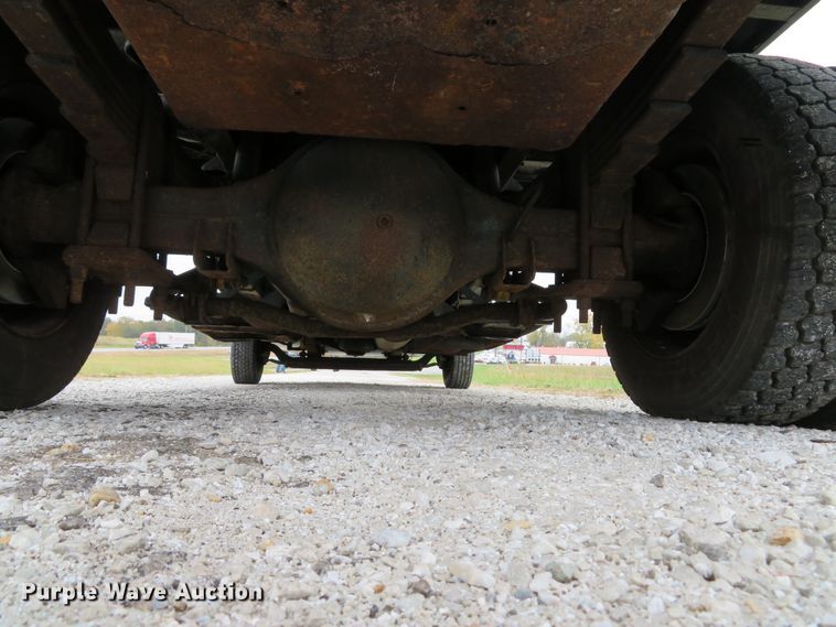 image for item DH1658 2005 Chevrolet C4500 Crew Cab dump truck