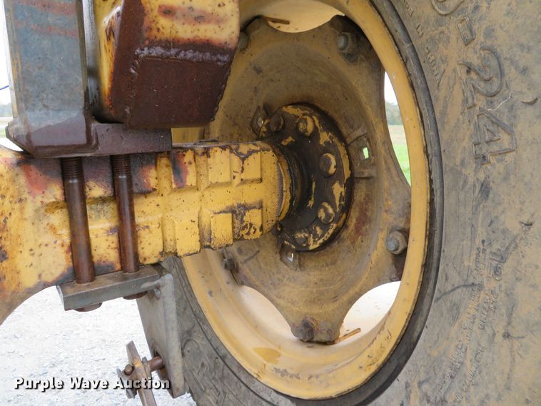 image for item DH1659 Ford 4610 tractor