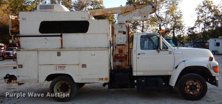 image for item DH2192 1996 Ford F700 bucket truck