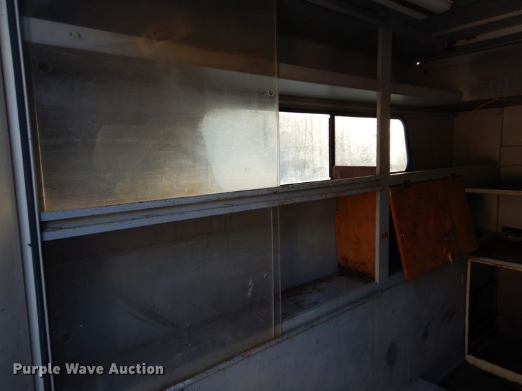 image for item DH2192 1996 Ford F700 bucket truck