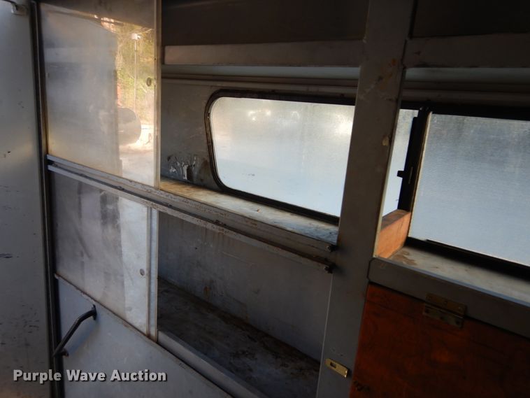 image for item DH2192 1996 Ford F700 bucket truck