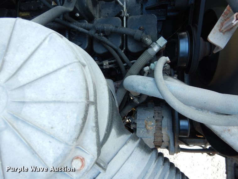 image for item DH2192 1996 Ford F700 bucket truck