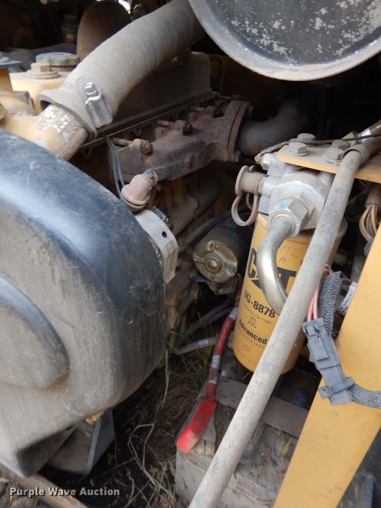 image for item DH2660 2000 Caterpillar 236 skid steer