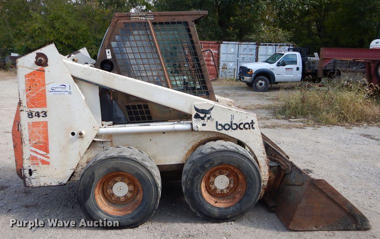 image for item DH2661 1989 Bobcat 843 skid steer
