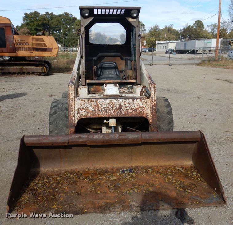 image for item DH2661 1989 Bobcat 843 skid steer