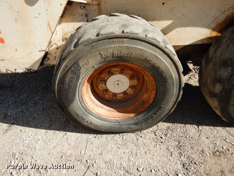 image for item DH2661 1989 Bobcat 843 skid steer