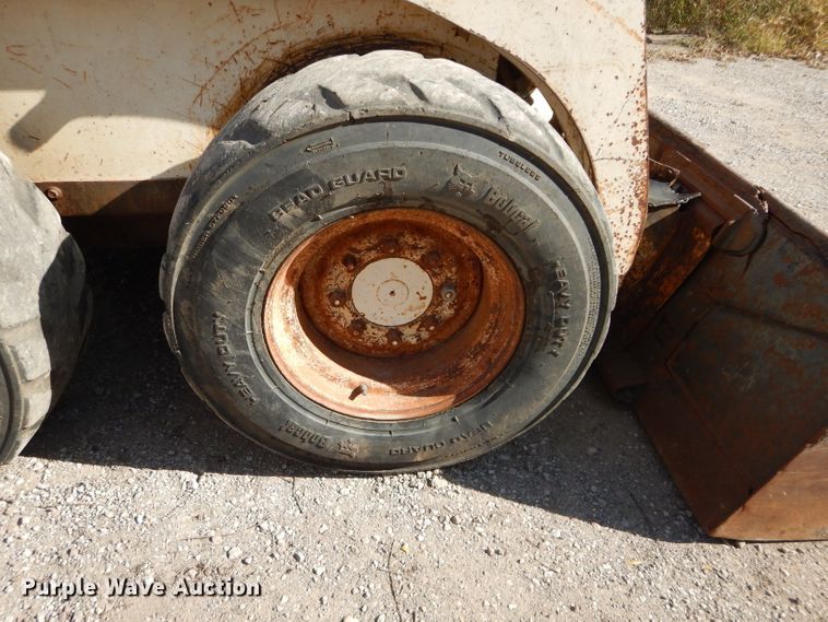 image for item DH2661 1989 Bobcat 843 skid steer