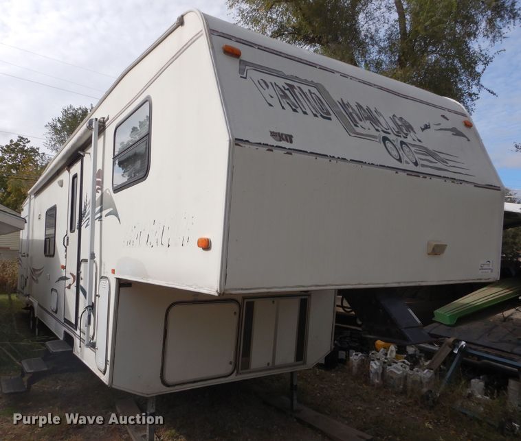 image for item DH2663 1998 KIT Mfg Patio toy hauler camper