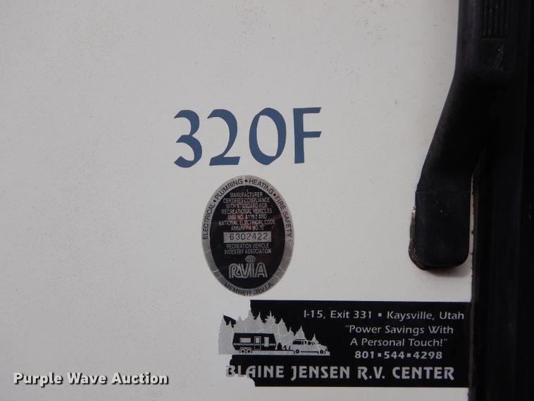 image for item DH2663 1998 KIT Mfg Patio toy hauler camper