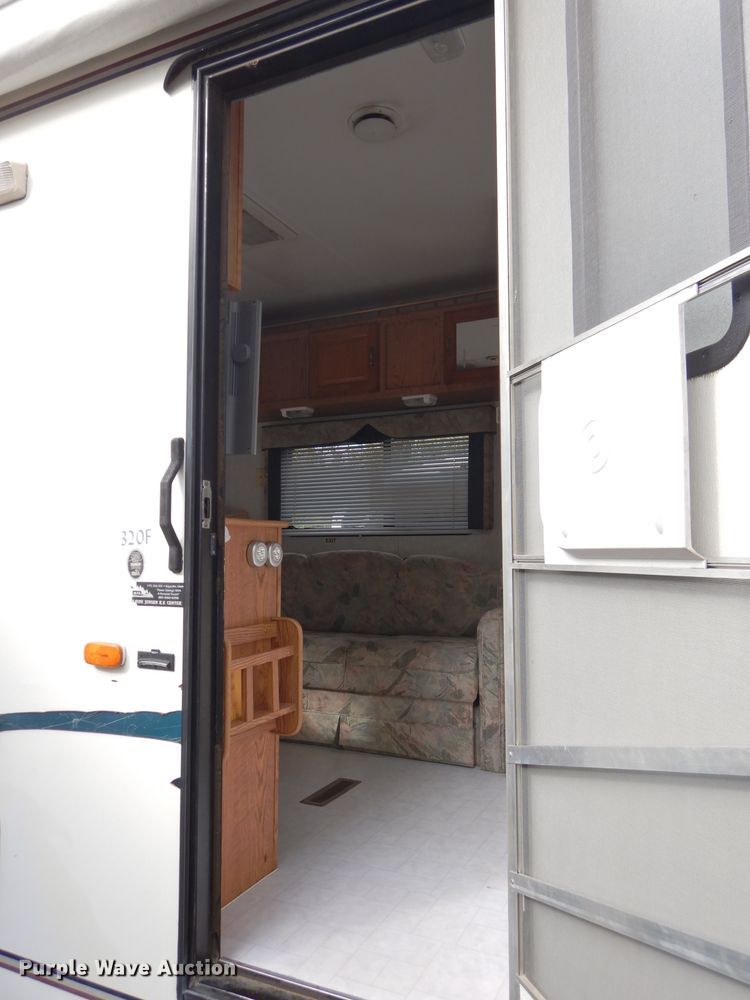 image for item DH2663 1998 KIT Mfg Patio toy hauler camper