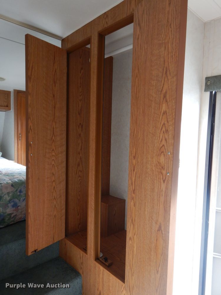 image for item DH2663 1998 KIT Mfg Patio toy hauler camper