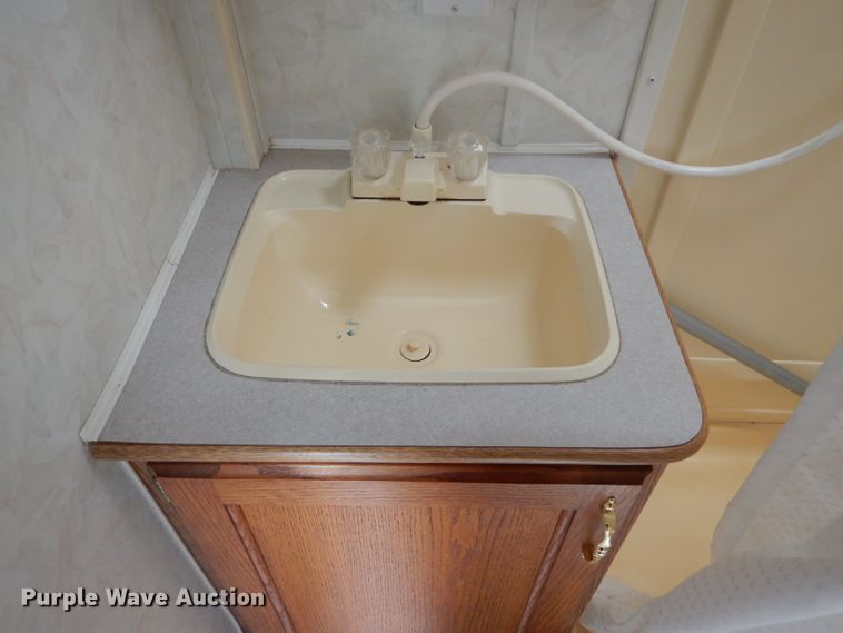 image for item DH2663 1998 KIT Mfg Patio toy hauler camper