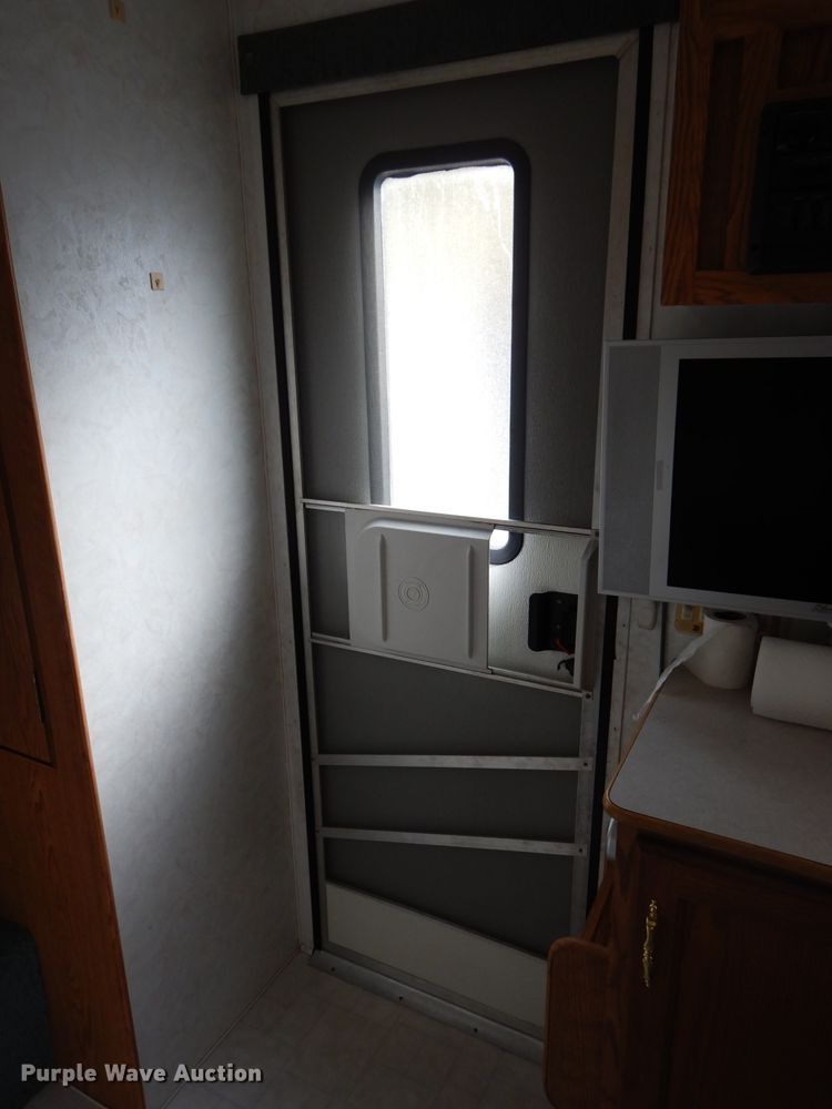 image for item DH2663 1998 KIT Mfg Patio toy hauler camper