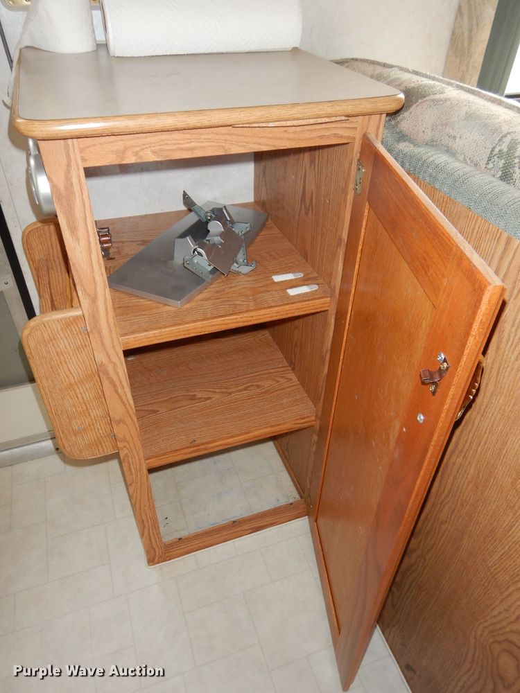 image for item DH2663 1998 KIT Mfg Patio toy hauler camper